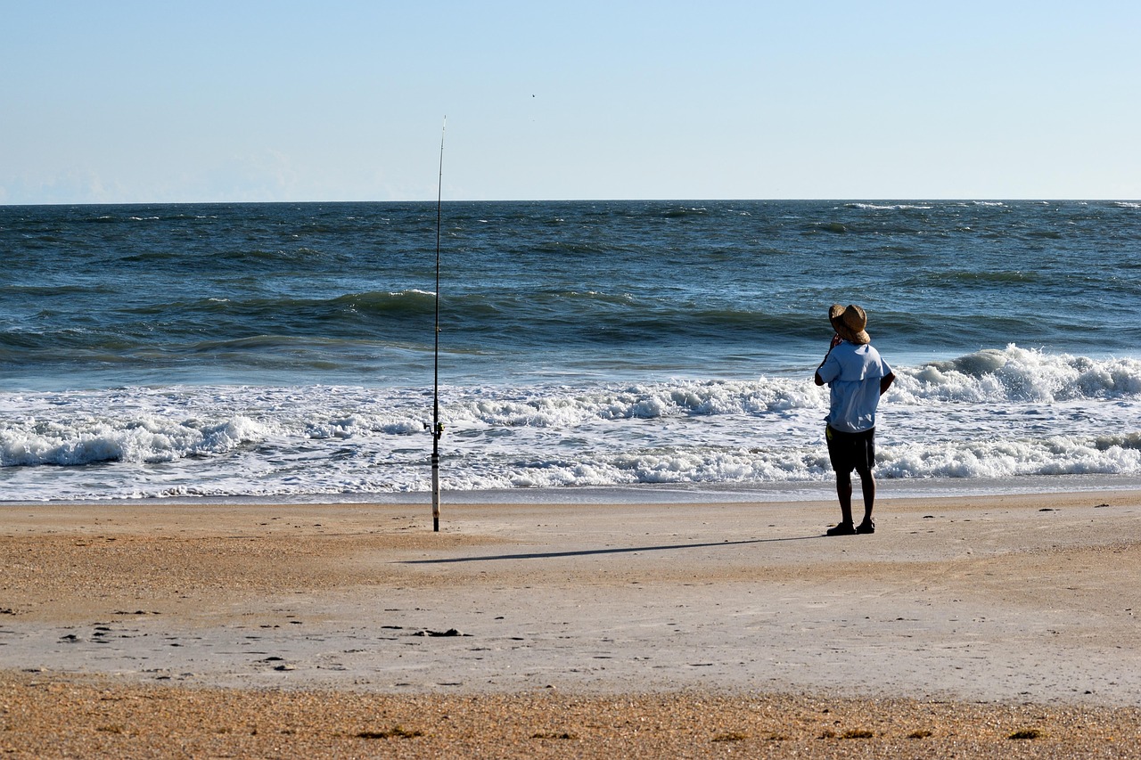 topsail-beach-fishing-report Topsail Beach fishing report with anglers fishing along the North Carolina coast
